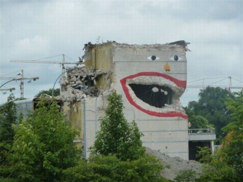 Schadenfreude - Demolition graffiti