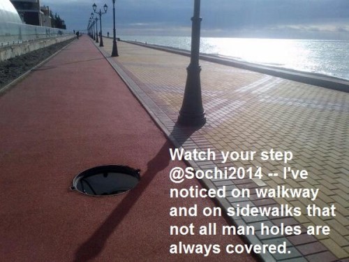2014_02 01 SOCHI Man holes open