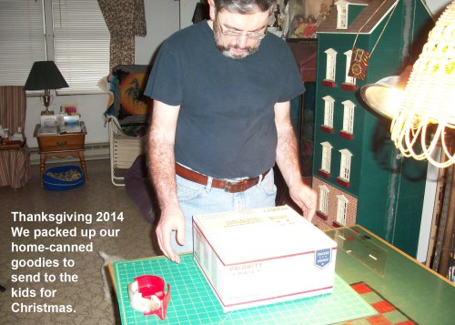 2014_11 27 D likes to pack