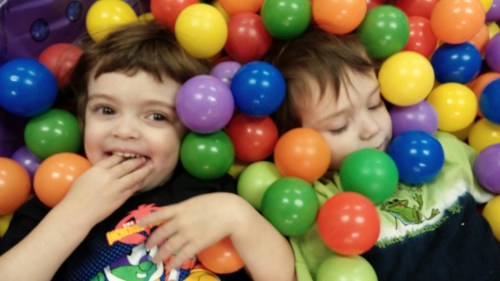 2014_12 09 A&W in ball pit