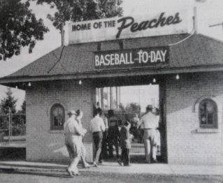 11054842_1596280457281699_6947620358868470022_n