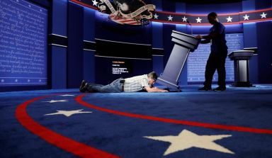 9_252016_aptopix-campaign-2016-deb-38201_c0-486-5022-3414_s885x516