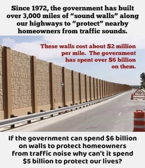 2018_12 25 Highway walls