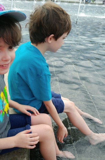 2019_04 07 W fountain