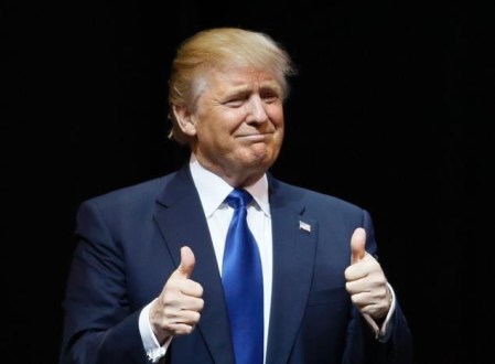 Trump 2 thumbs up