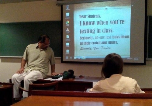 2020_01 20 TEACHER texting