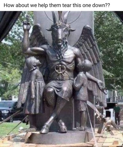 2020_06 15 Lucifer statue