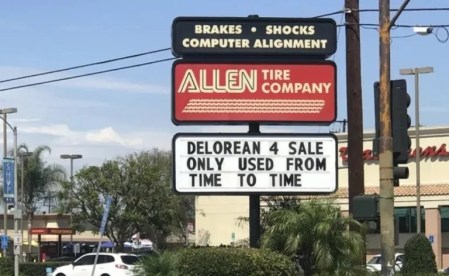 2020_08 31 Delorean for sale